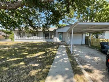Main picture of 1102 Nix Rd