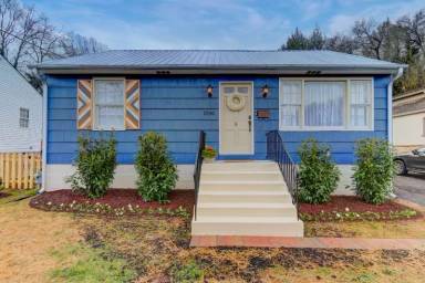 Main picture of 1036 Ashwood Pl