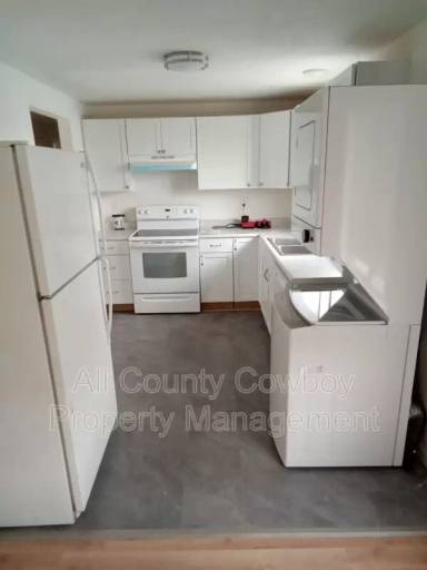 Main picture of 705 Ferris Ct