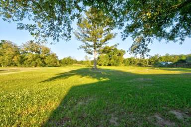 Main picture of 23950 Coats Rd