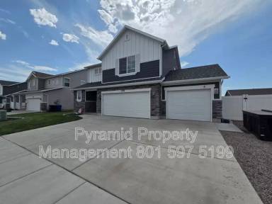 Main picture of 3536 S Bayview Dr