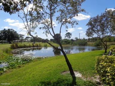 Main picture of 2100 Greenview Shores Blvd
