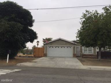 Main picture of 16658 Joy St