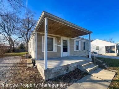 Main picture of 3506 N Parker Ave