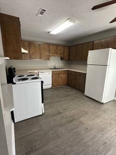 Main picture of 423 Prince Ave