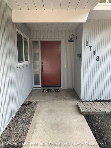 Main picture of 3718 Lindero Dr
