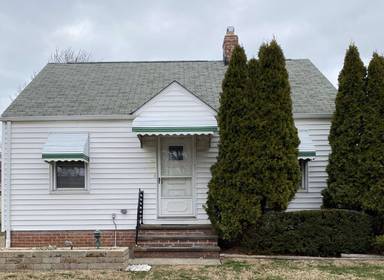 Main picture of 20201 Morris Ave