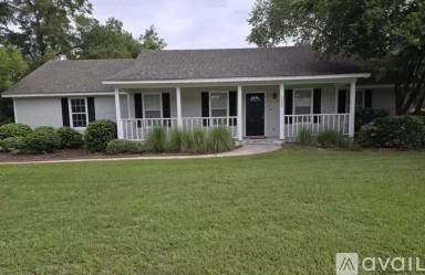 Main picture of 4262 Hampton Dr