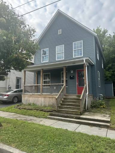 Main picture of 214 Saint Mary St