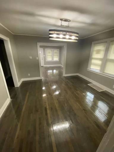 Main picture of 3922 Hemlock St