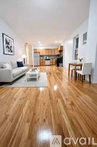 Main picture of 2408 Beverley Rd