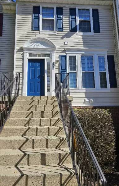 Main picture of 8704 Aspen Grove Ct