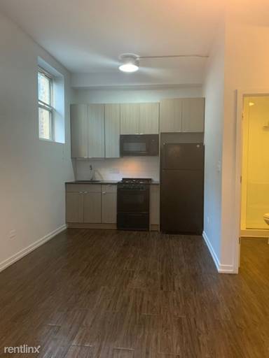 Main picture of 5051 N Kenmore Ave