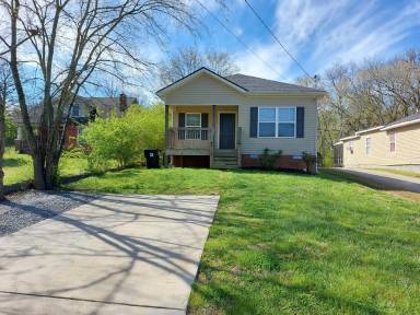 Main picture of 410 E 9th St