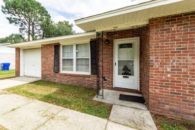 Main picture of 4446 Farmwood St