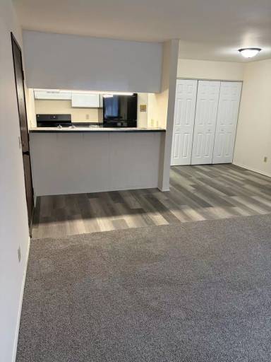 Main picture of 827 Evergreen Dr