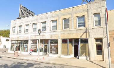 Main picture of 5920 W North Ave