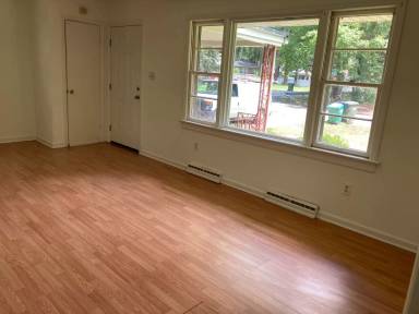 Main picture of 1100 Evergreen Ave