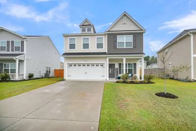 Main picture of 213 Torslanda Ln