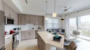 Main picture of 2700 Biscayne Blvd