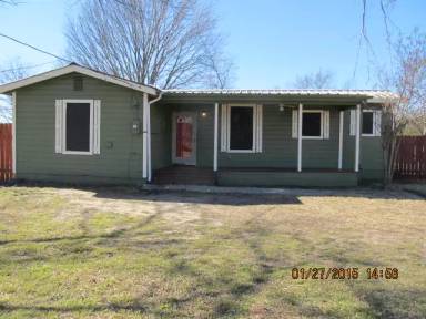 Main picture of 5856 FM 2194