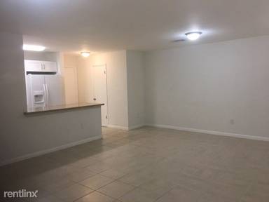 Main picture of 1255 W 53rd St