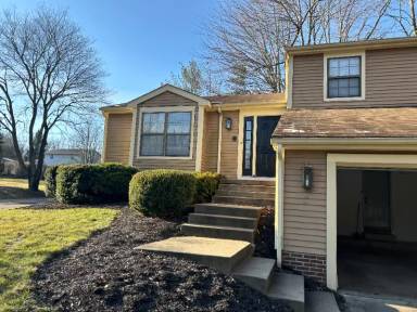 Main picture of 1501 Oak Bluff Rd NE