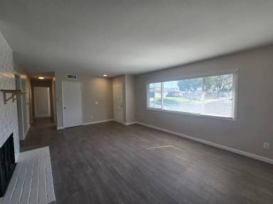 Main picture of 6853 Morningside Ave