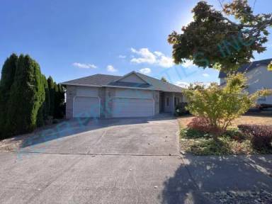 Main picture of 3794 NE Fairview Lake Way