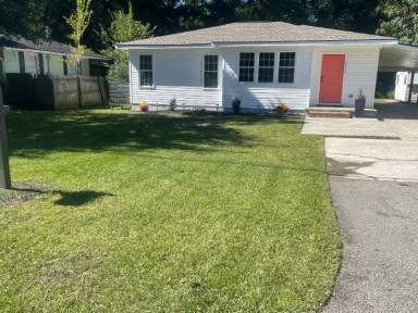 Main picture of 2512 Violet Ave
