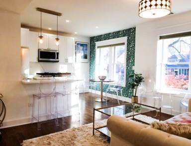 Main picture of 7301 N Wolcott Ave