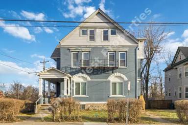 Main picture of 1512 Blair Ave