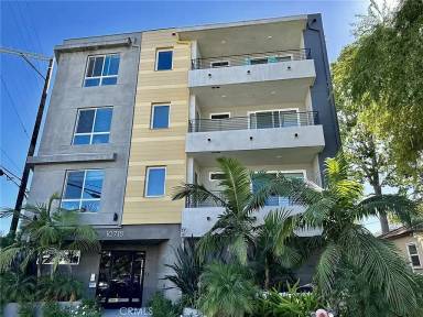 Main picture of 10718 Acama St