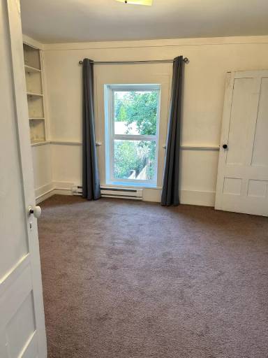 Main picture of 401 S Gold St