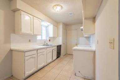 Main picture of 2942 Heritage Colony Dr