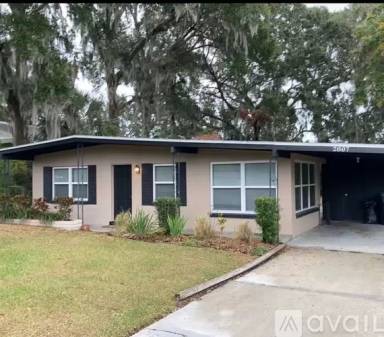 Main picture of 2807 Zephyr Rd