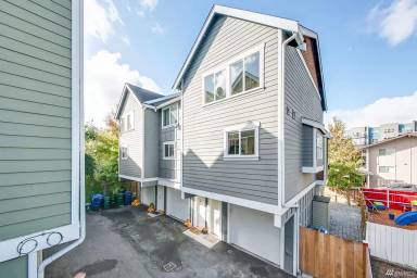 Main picture of 12723 35th Ave NE
