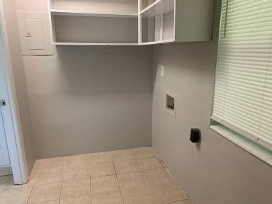 Main picture of 1965 Skyview Cir