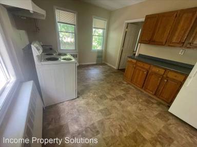 Main picture of 120 Overlook Pl