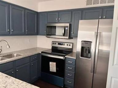 Main picture of 210 Waters Edge Ln