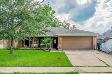 Main picture of 5709 Bluebonnett Dr