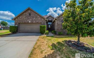 Main picture of 5018 Hinsdale Ct