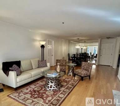 Main picture of 3203 Lenox Rd NE