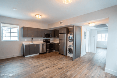 Main picture of 1567 Meridian Ave