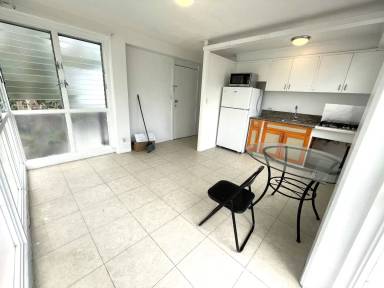 Main picture of 2107 Ala Wai Blvd