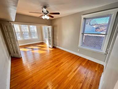 Main picture of 5137 Waterman Blvd