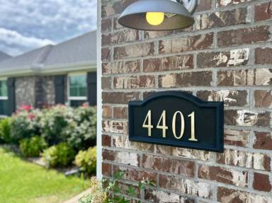 Main picture of 4401 SW Cornerstone Rd