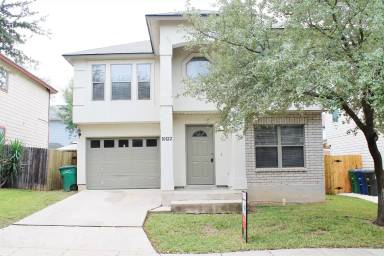 Main picture of 10114 Amber Flora Dr
