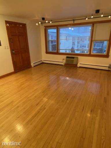 Main picture of 8507 W Catalpa Ave