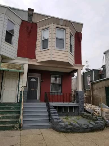 Main picture of 5734 W Girard Ave